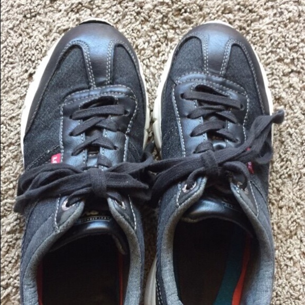 Levi’s shoes
